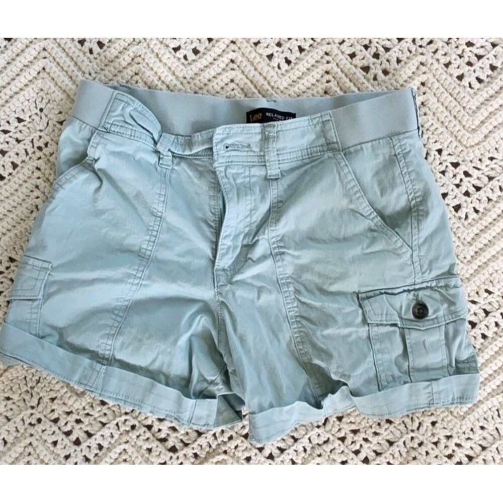 Lee Women's Relaxed Fit Mid Rise Shorts Size 4 Mint Green Stretch Cotton